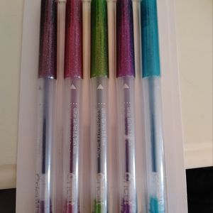 Cricut glitter pens